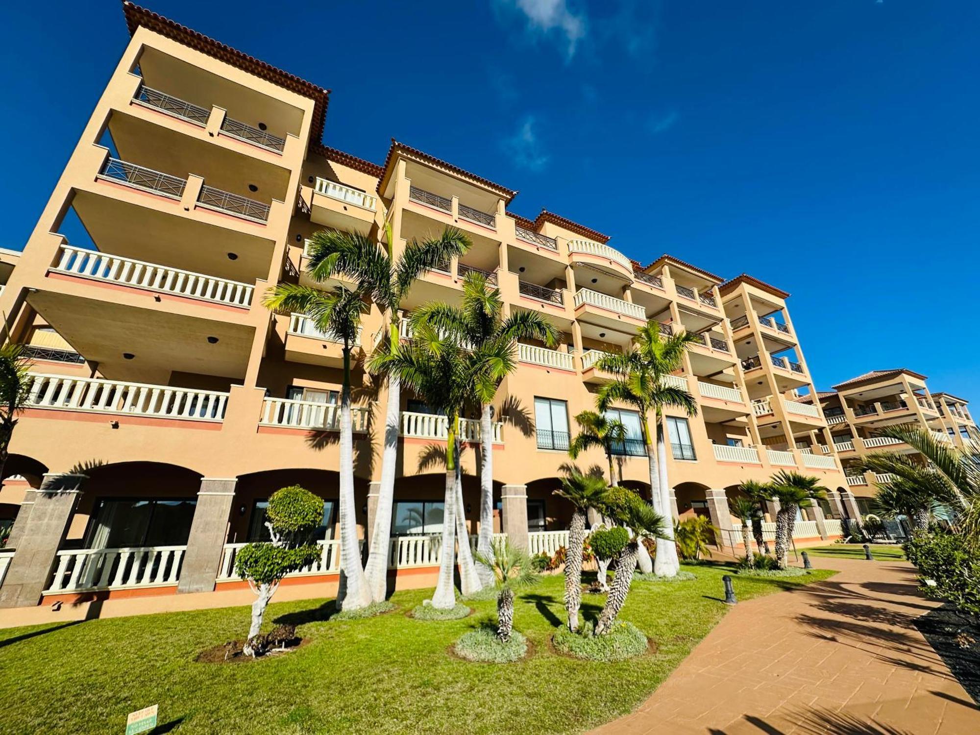 El Nautico Coral Suites San Miguel de Abona Exterior photo